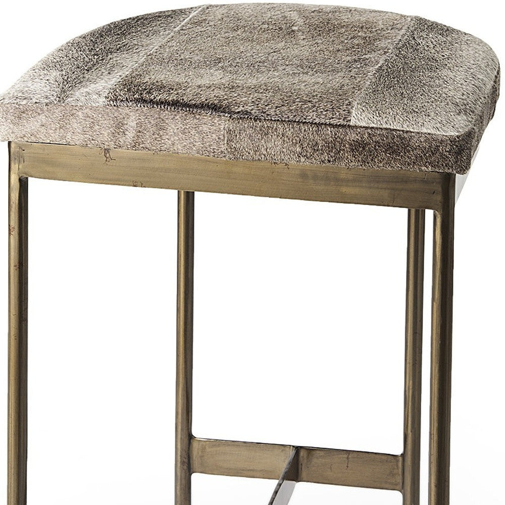 syrus/stool