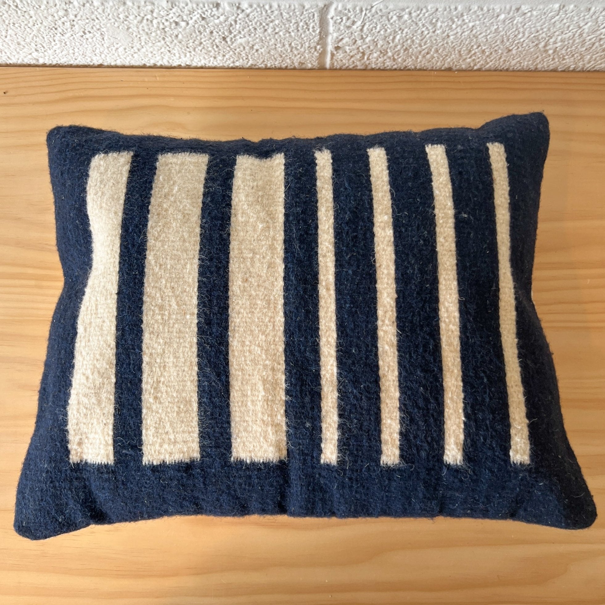 Stripe/Pillow