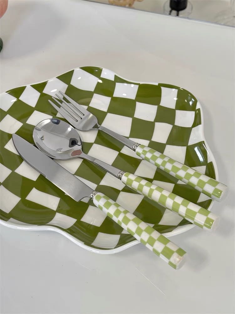 Checkered/Flatware