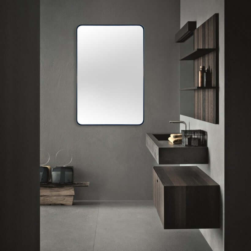 Minimalist/Mirror