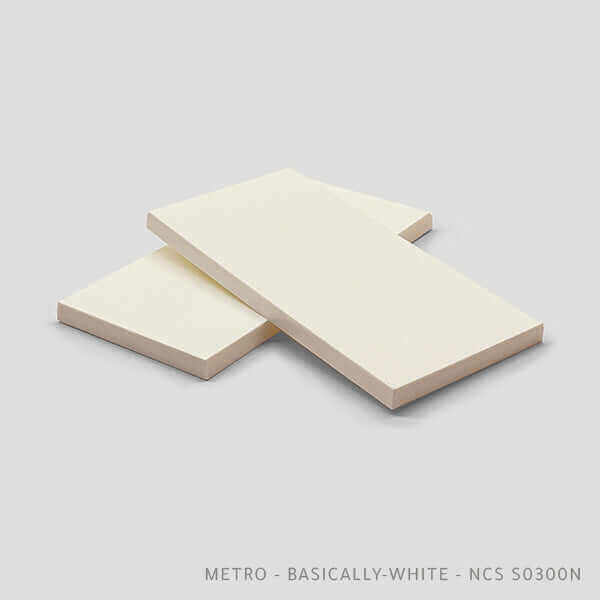 Metro/White