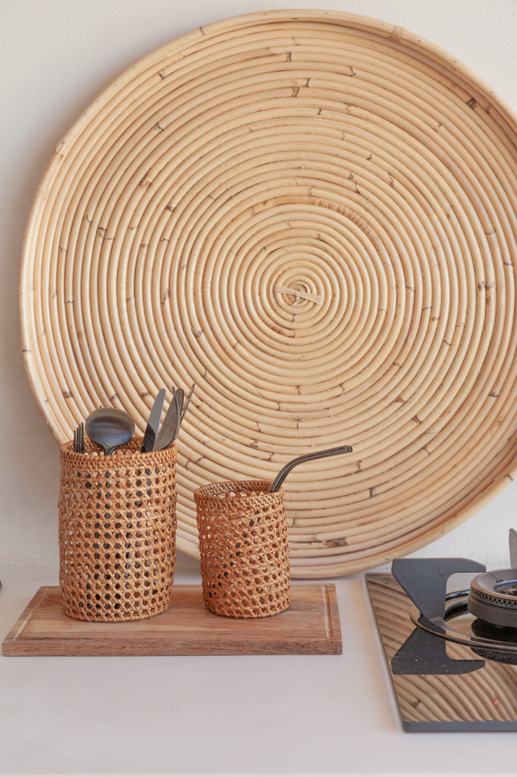 Rattan/Holder