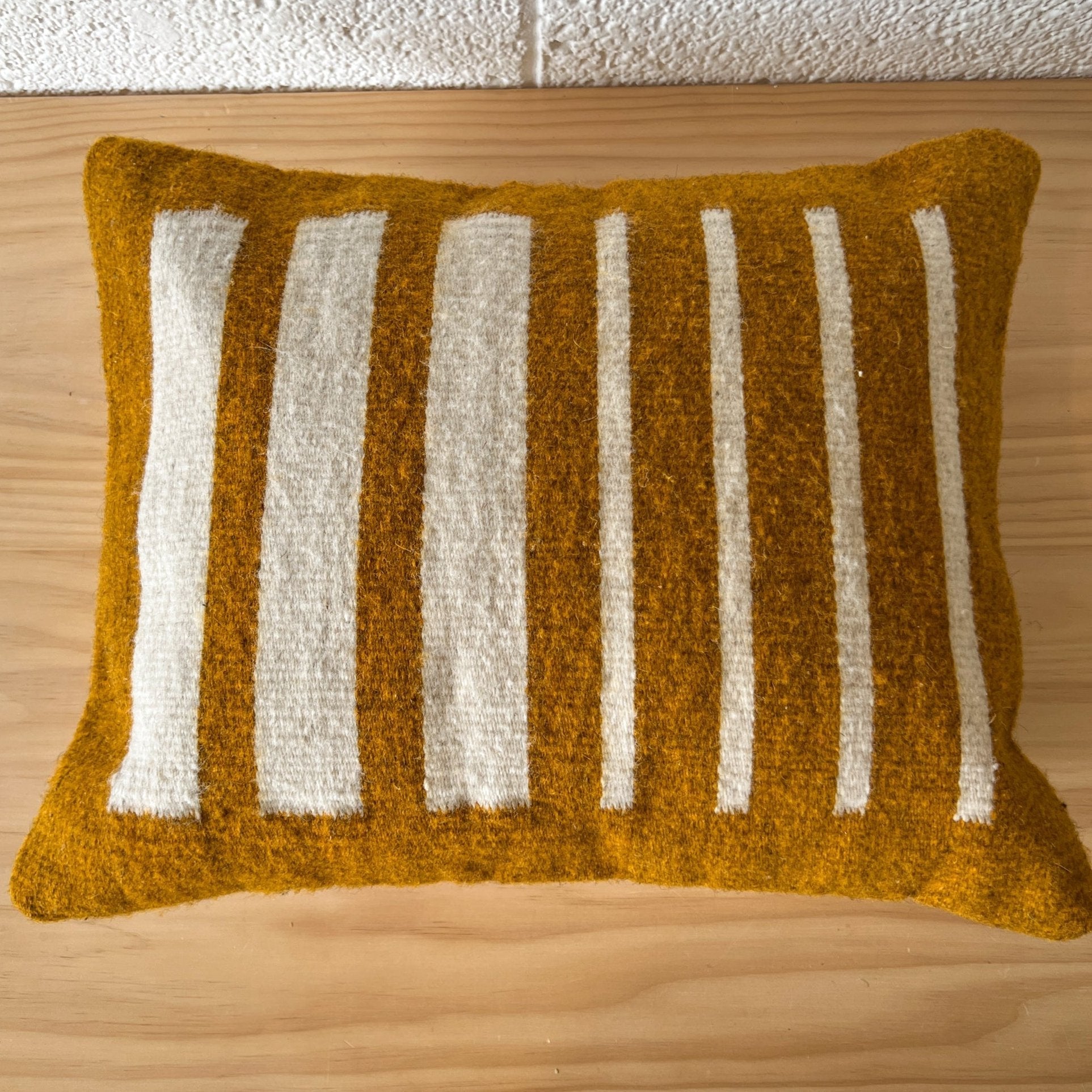 Stripe/Pillow