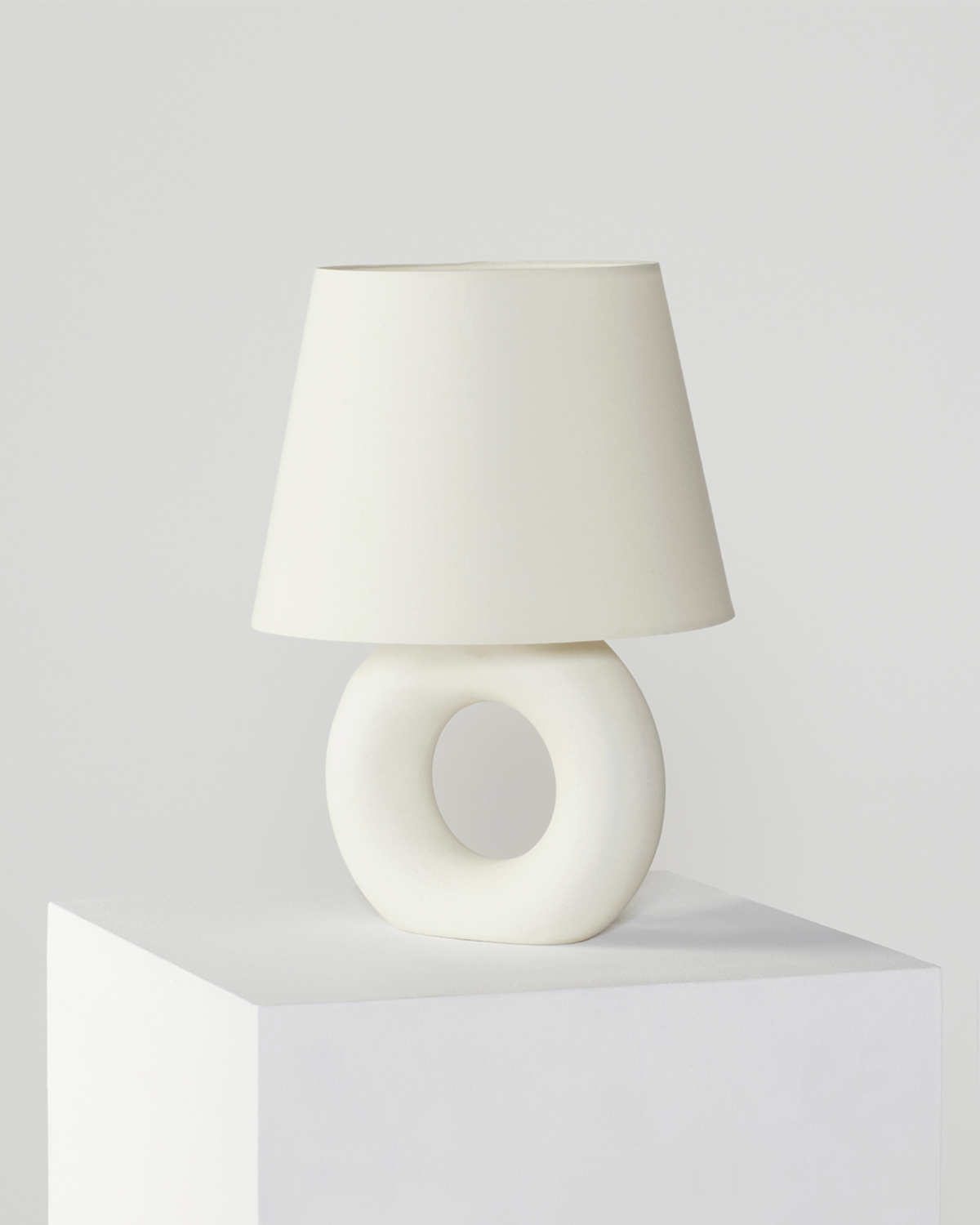 Chloe/Lamp