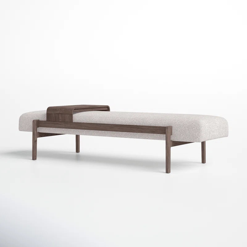 Romina/Bench