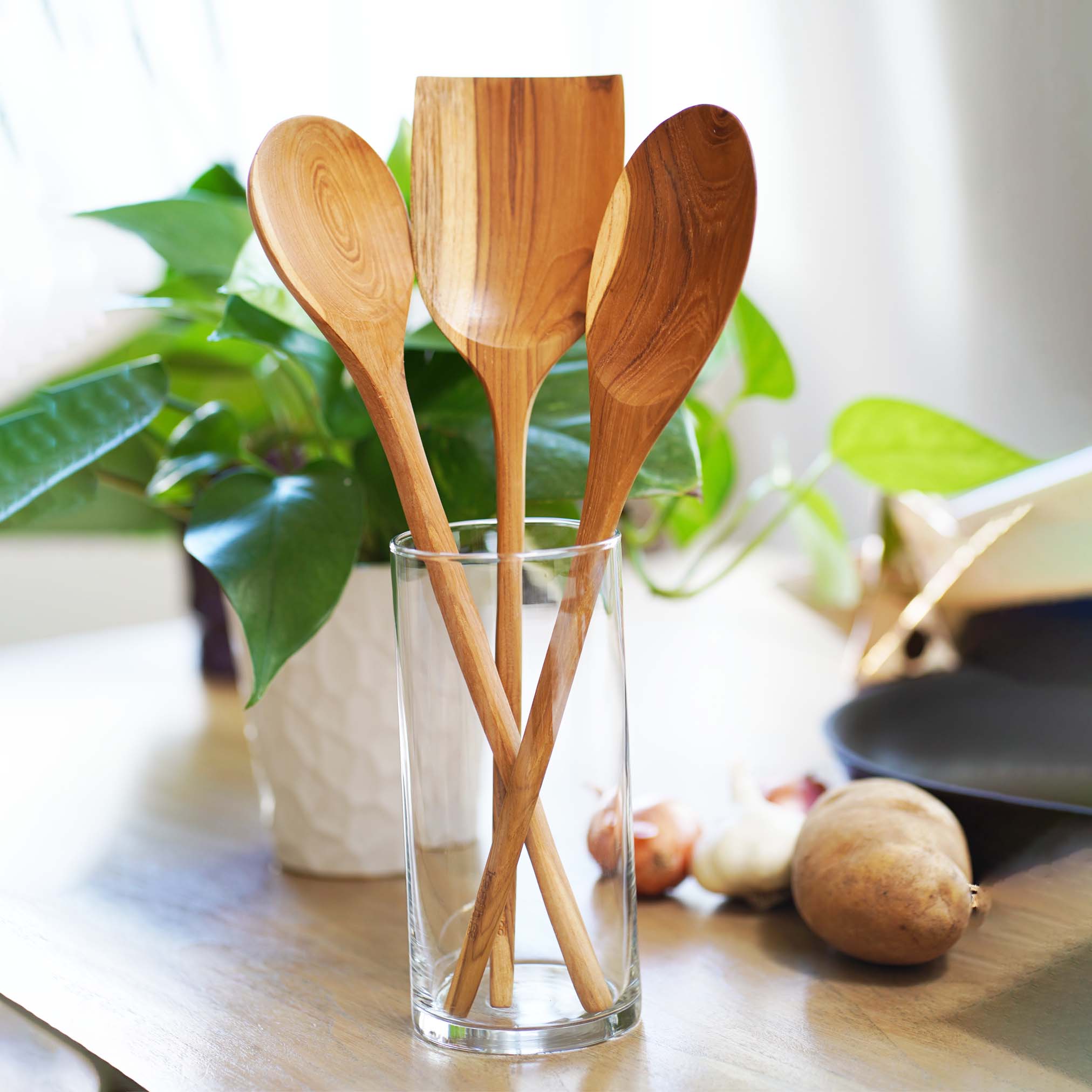 Teak/Spoons