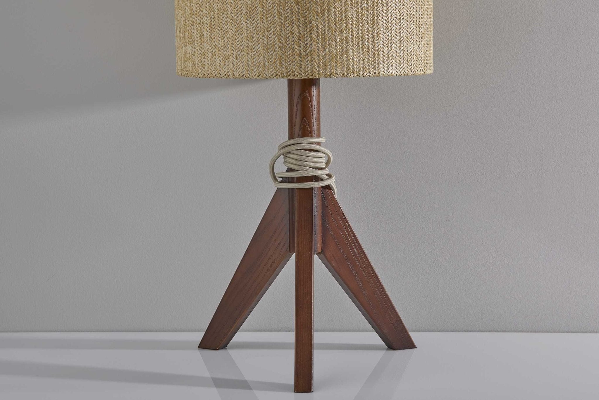 Tripod/Lamp