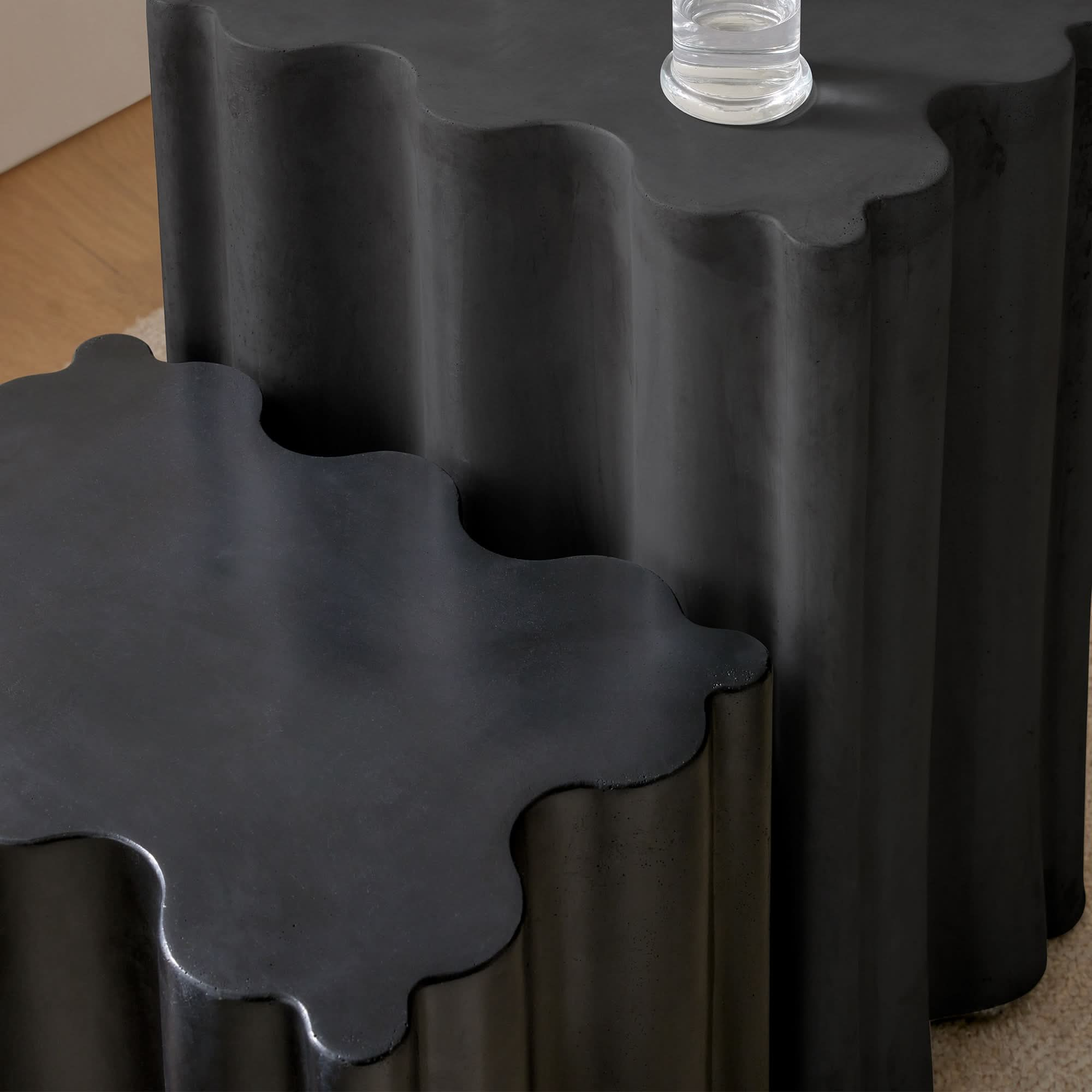 Scalloped/Table