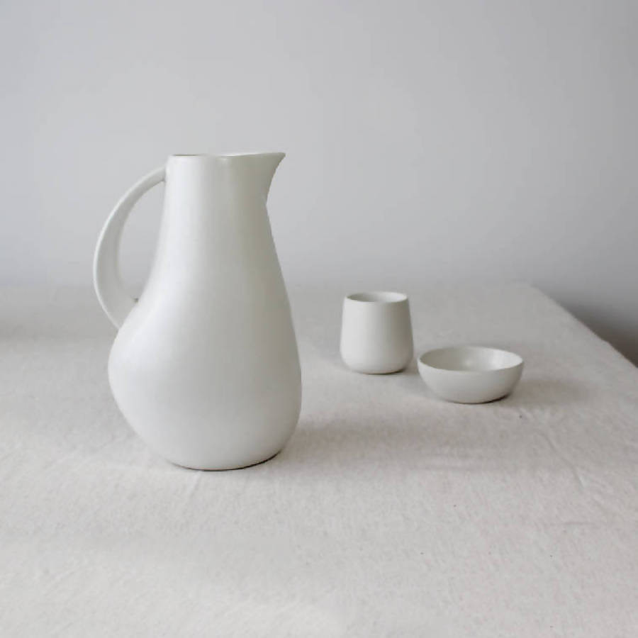 Stoneware/Pitcher