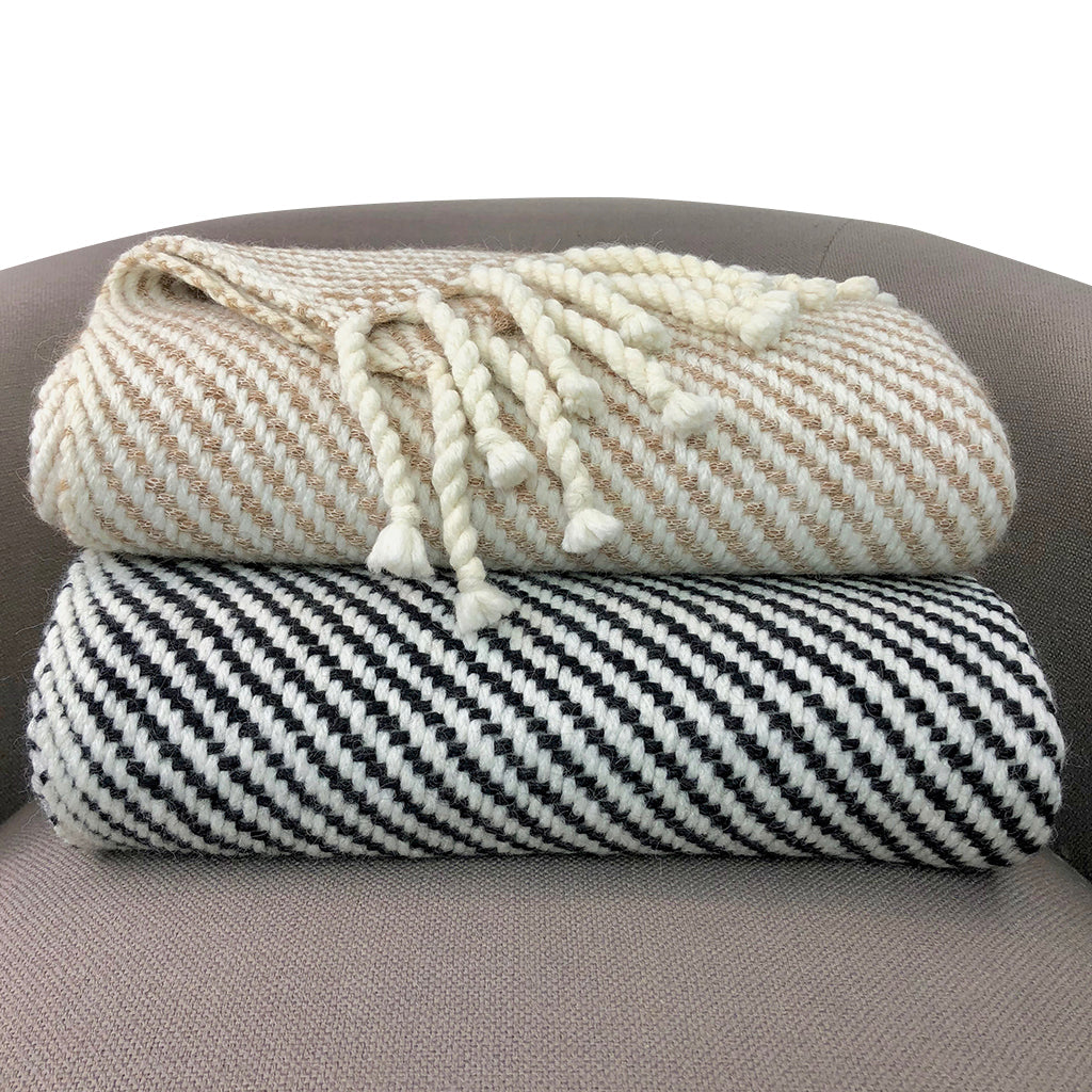 Stripe/Throw